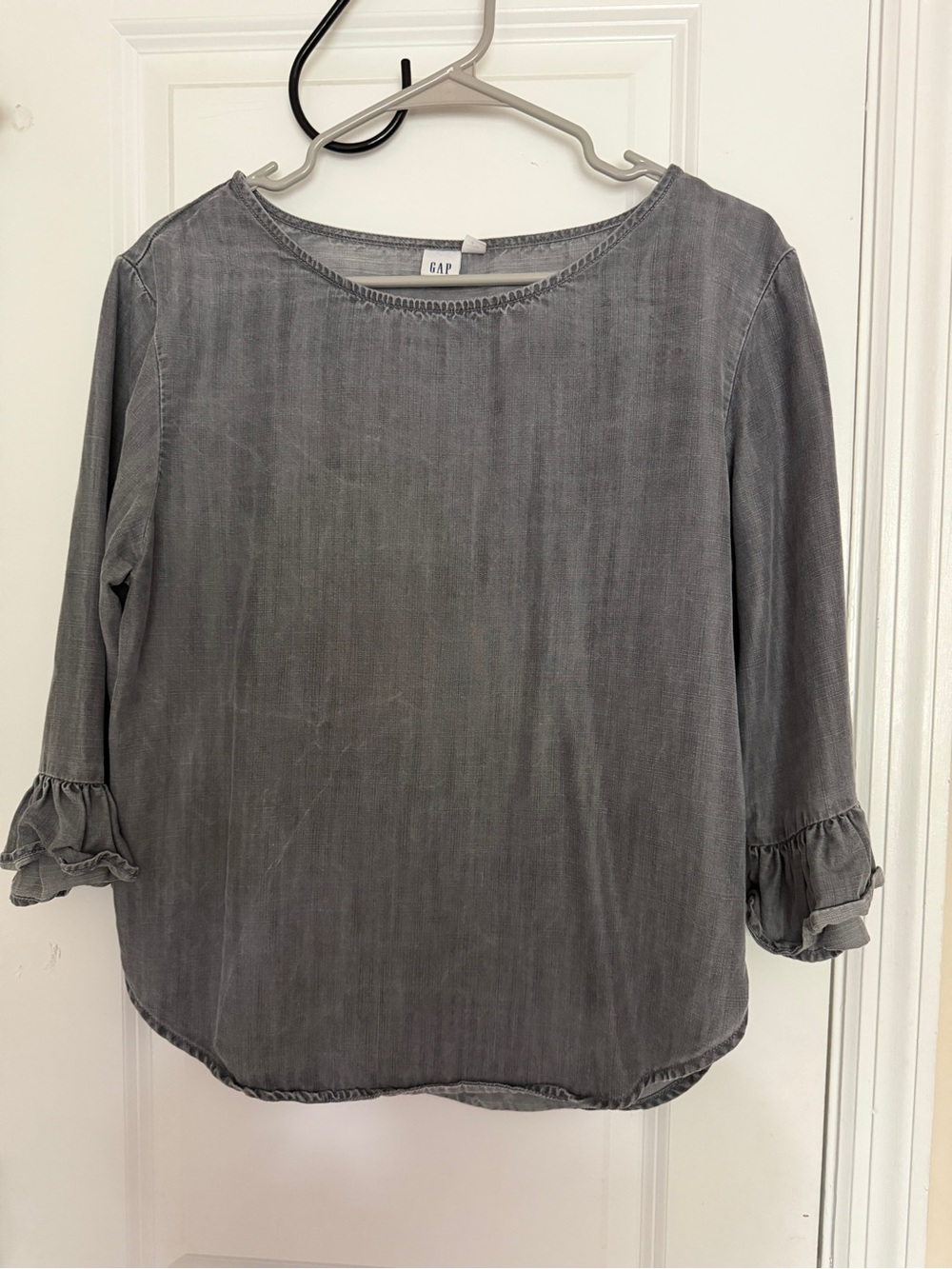 GAP Gray Washed Ruffle Sleeve Blouse